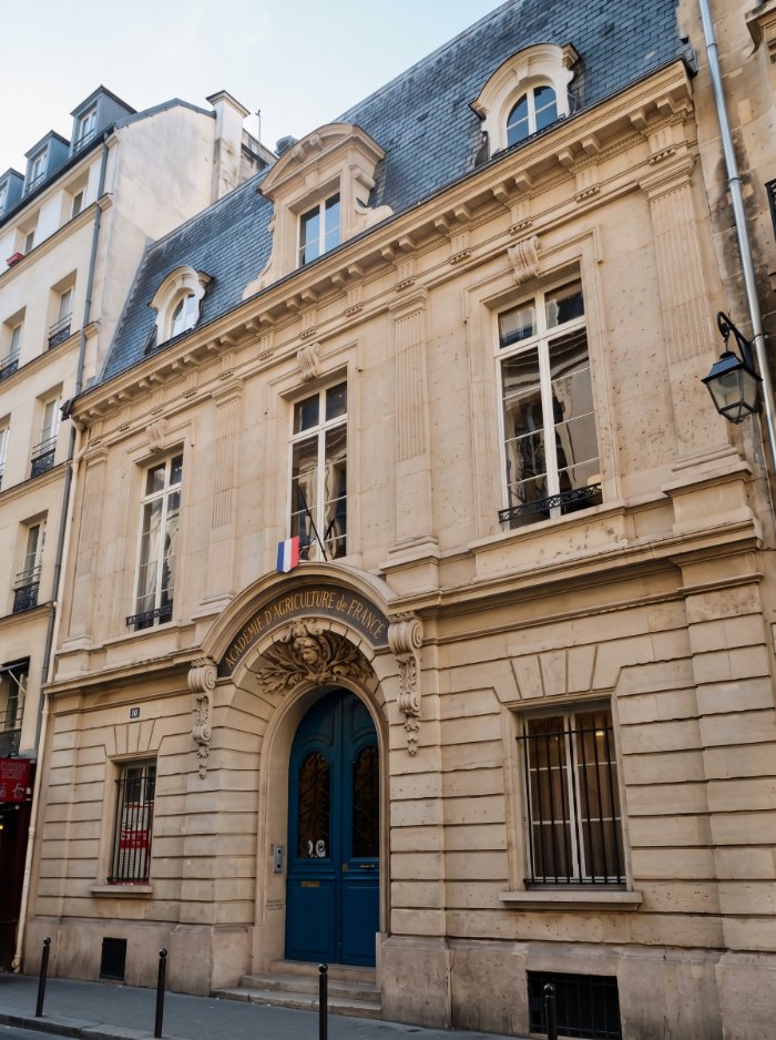 Fachada da Académie d'Agriculture de France